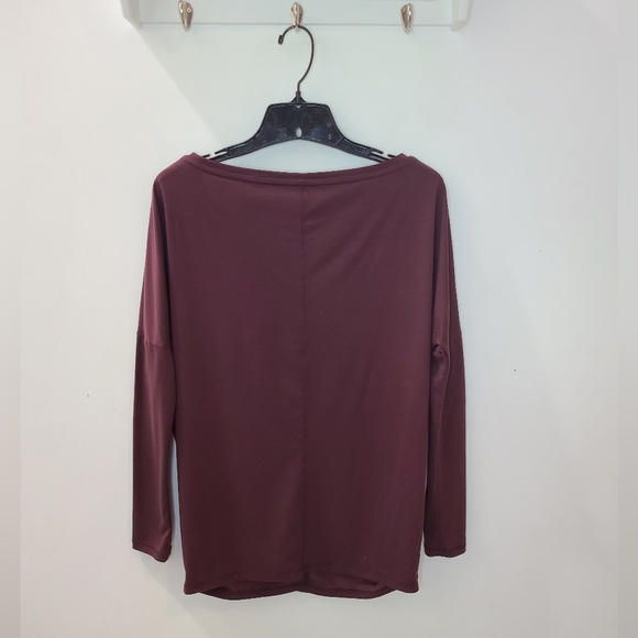 Athleta Essence Flow Long Sleeve Shirt in Antique Burgundy XS-S - Picture 5 of 14
